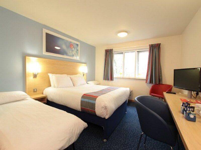 Travelodge Shrewsbury Battlefield Extérieur photo