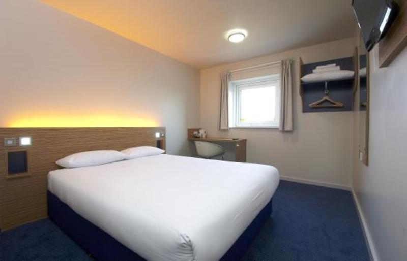 Travelodge Shrewsbury Battlefield Extérieur photo