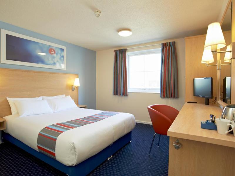 Travelodge Shrewsbury Battlefield Extérieur photo