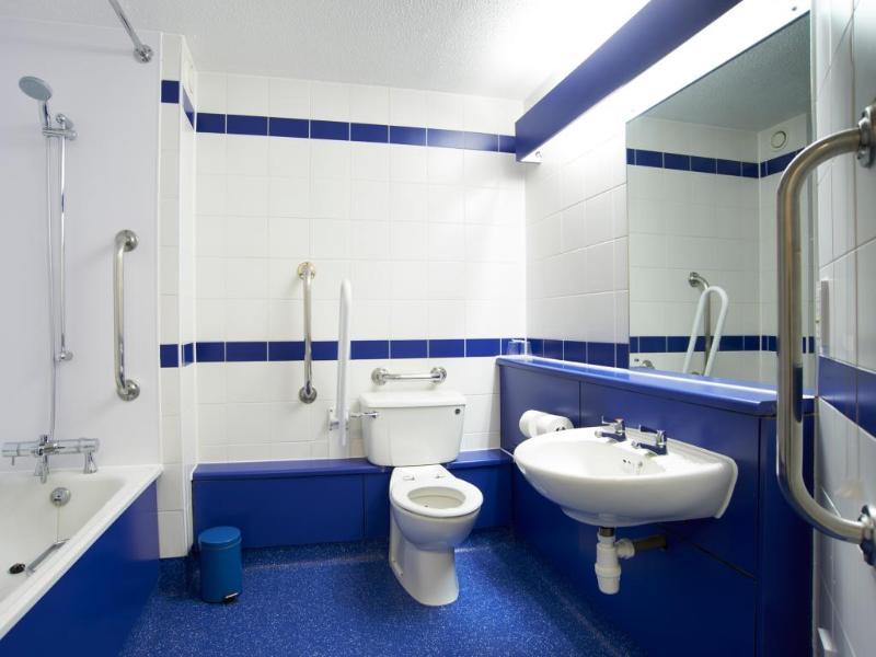 Travelodge Shrewsbury Battlefield Extérieur photo